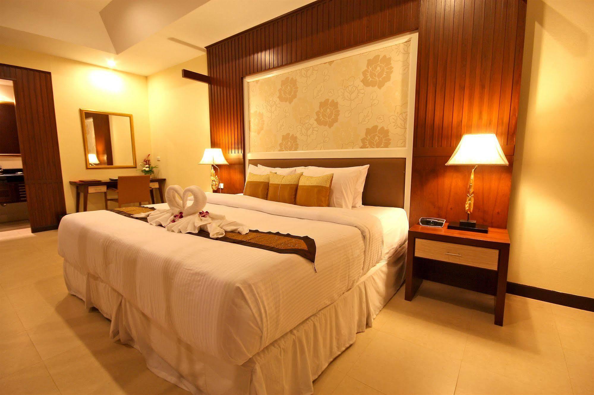 Thai Thani Pool Villa Resort Bãi biển Jomtien Ngoại thất bức ảnh